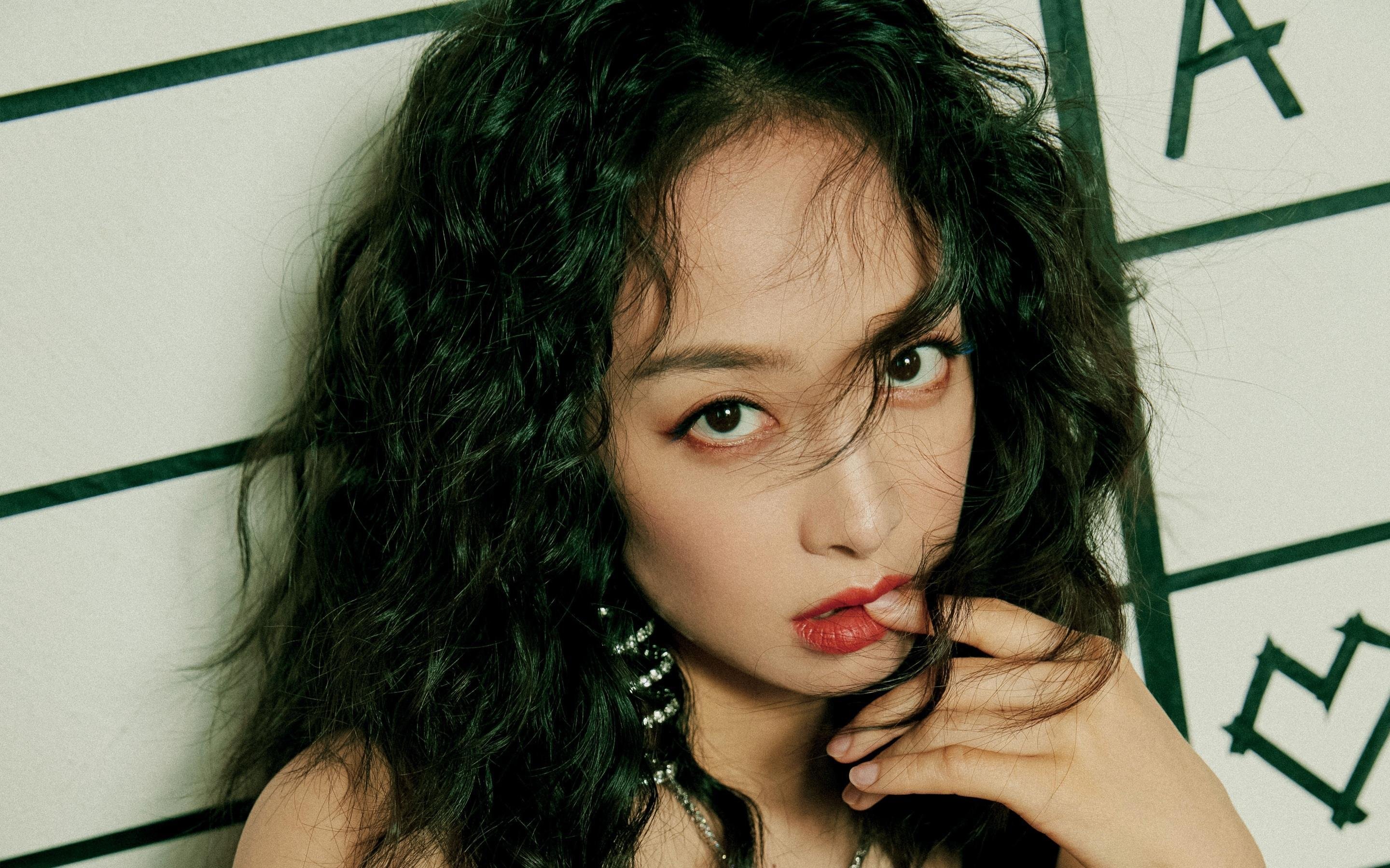 多人障碍跑挑战，锻炼体力与反应能力，障碍跑要领