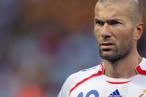 爱游戏官方-意甲精彩瞬间：快节奏，精彩纷呈！，意甲经典比赛