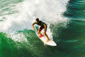 爱游戏体育-莱昂·马尔尚技术细节解析引关注，豪尔赫·莱昂马丁内斯